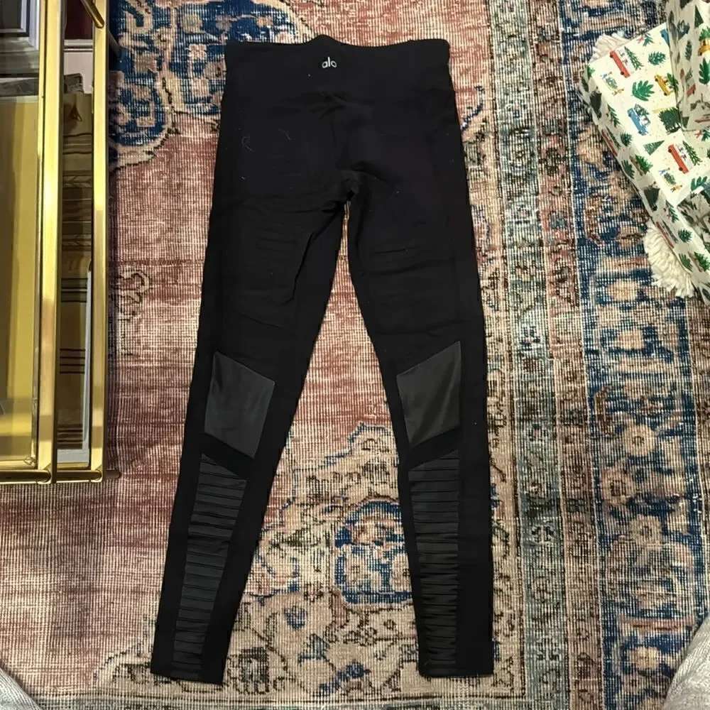 Alo Moto Leggings